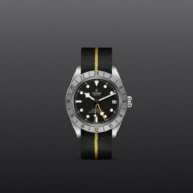 TUDOR Black Bay Pro thumbnail 2