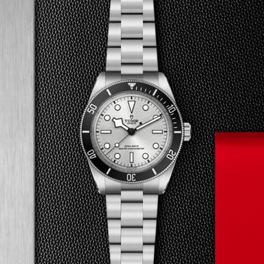 TUDOR Black Bay 68 thumbnail 5