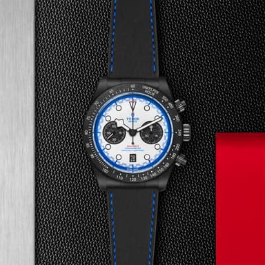 TUDOR Black Bay Chrono thumbnail 5